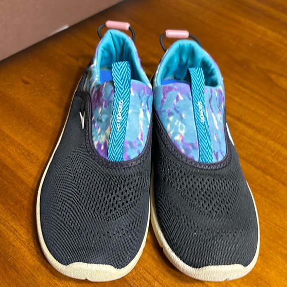 Speedo Other - Girls speedo water shoes